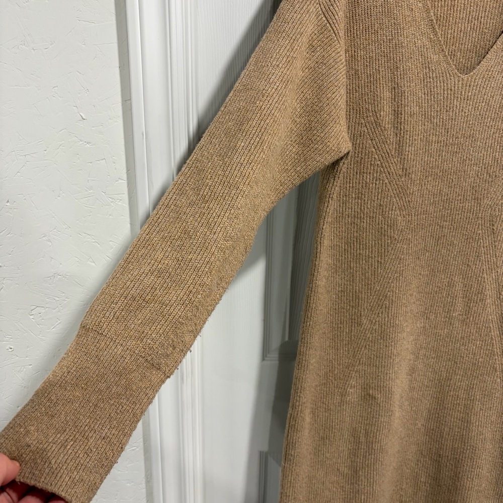 Banana Republic Tan Long Sleeve V-Neck Sweater Dress Cotton Blend Ribbed Midi - Picture 2 of 9